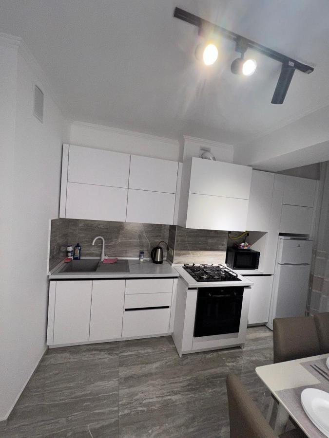 Luxrent Apartment Chisinau Exterior foto