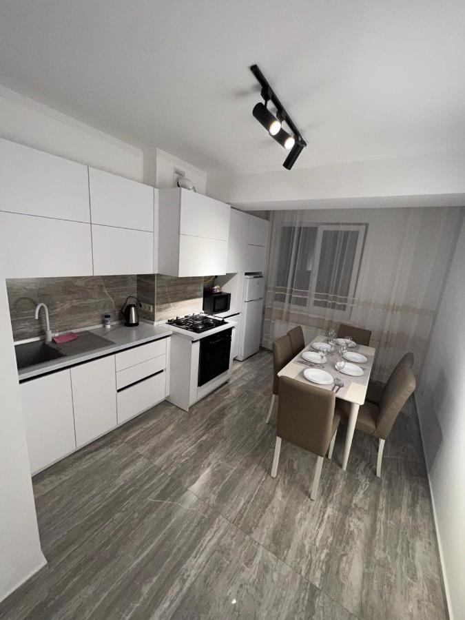 Luxrent Apartment Chisinau Exterior foto